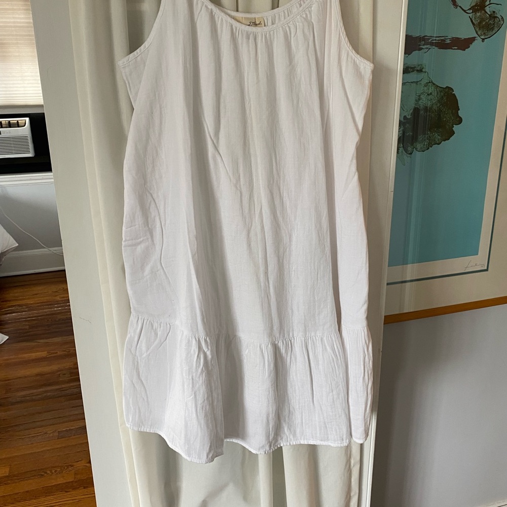 Universal Threads white gauze dress